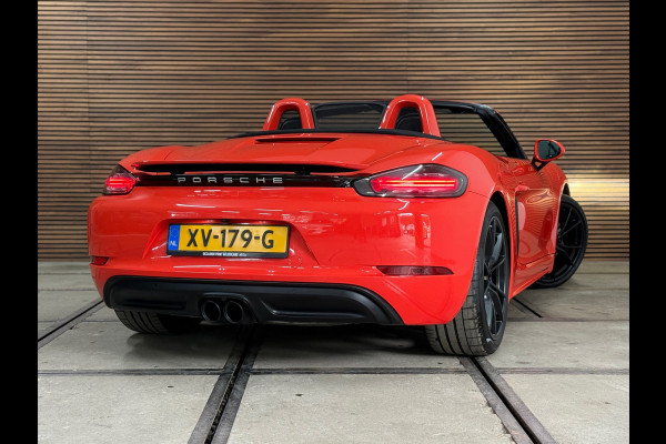 Porsche 718 Boxster S 2.5 PDK | Sport Chrono | PDLS+ | Carbon Pakket | Burmester | Sportstoelen 18-weg | PTV | PASM | DAB+|