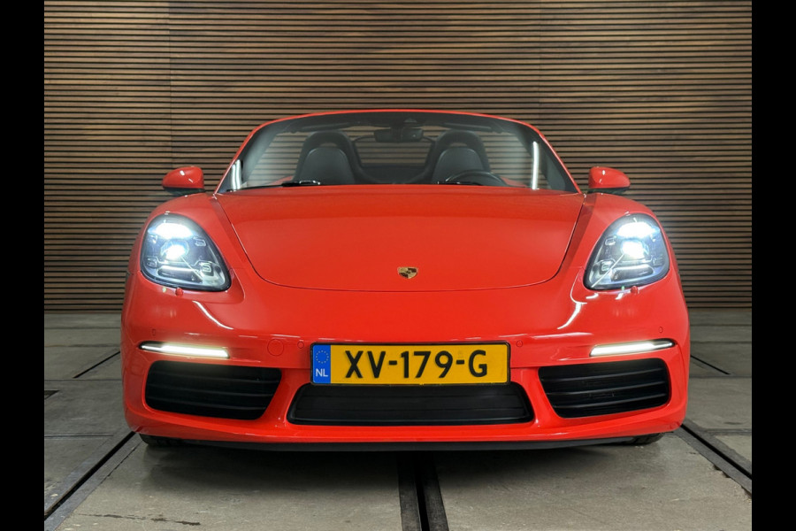 Porsche 718 Boxster S 2.5 PDK | Sport Chrono | PDLS+ | Carbon Pakket | Burmester | Sportstoelen 18-weg | PTV | PASM | DAB+|