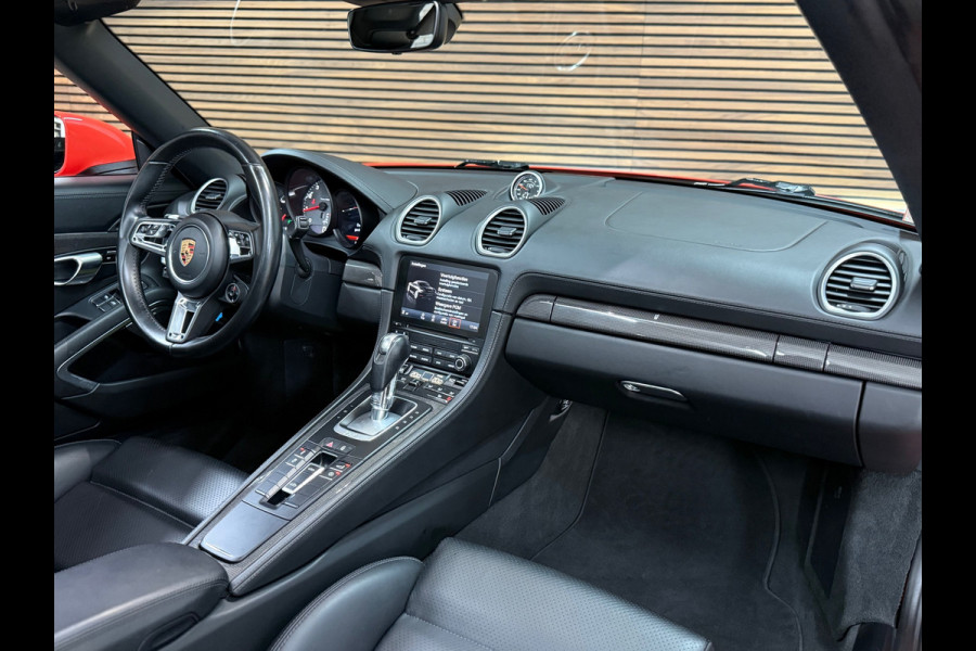 Porsche 718 Boxster S 2.5 PDK | Sport Chrono | PDLS+ | Carbon Pakket | Burmester | Sportstoelen 18-weg | PTV | PASM | DAB+|