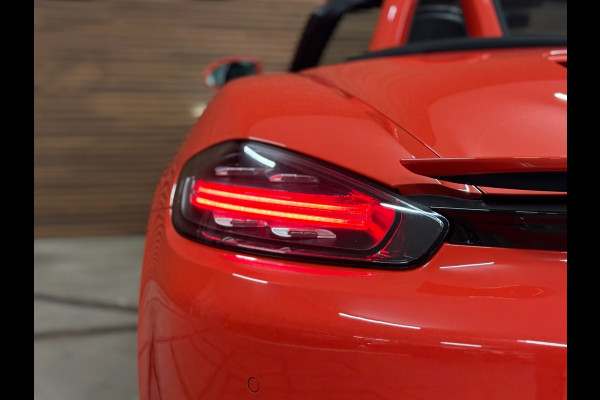 Porsche 718 Boxster S 2.5 PDK | Sport Chrono | PDLS+ | Carbon Pakket | Burmester | Sportstoelen 18-weg | PTV | PASM | DAB+|