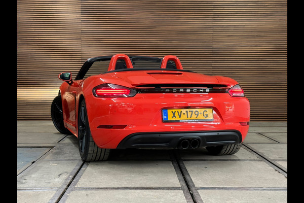 Porsche 718 Boxster S 2.5 PDK | Sport Chrono | PDLS+ | Carbon Pakket | Burmester | Sportstoelen 18-weg | PTV | PASM | DAB+|