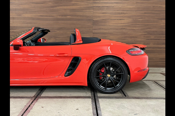 Porsche 718 Boxster S 2.5 PDK | Sport Chrono | PDLS+ | Carbon Pakket | Burmester | Sportstoelen 18-weg | PTV | PASM | DAB+|