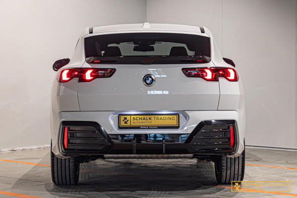 BMW X2 SDrive20i Launch Edition|M-sport|HUD|Leder|Cam|Garant