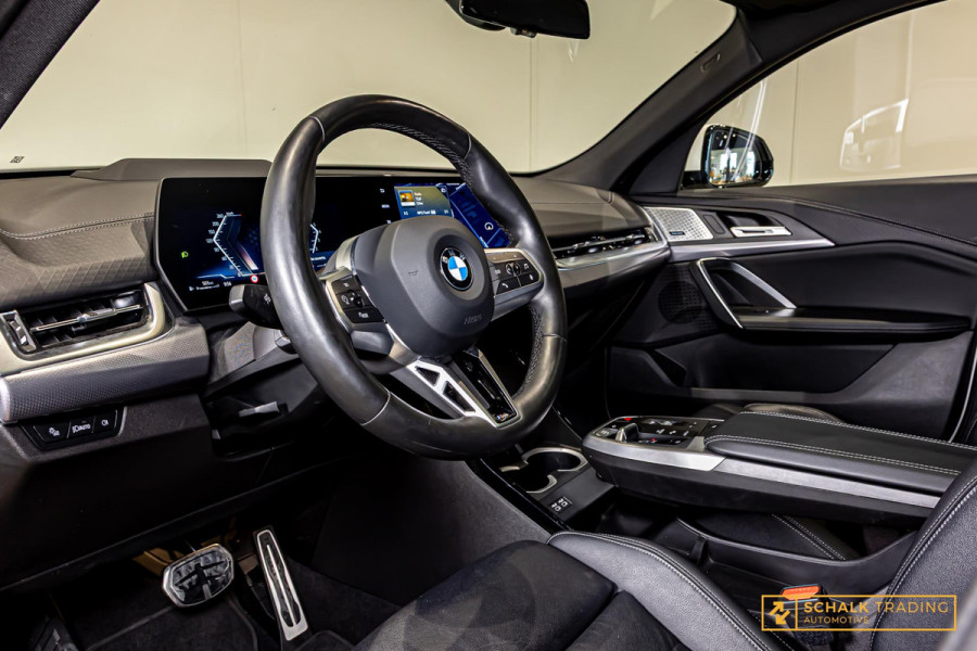 BMW X2 SDrive20i Launch Edition|M-sport|HUD|Leder|Cam|Garant