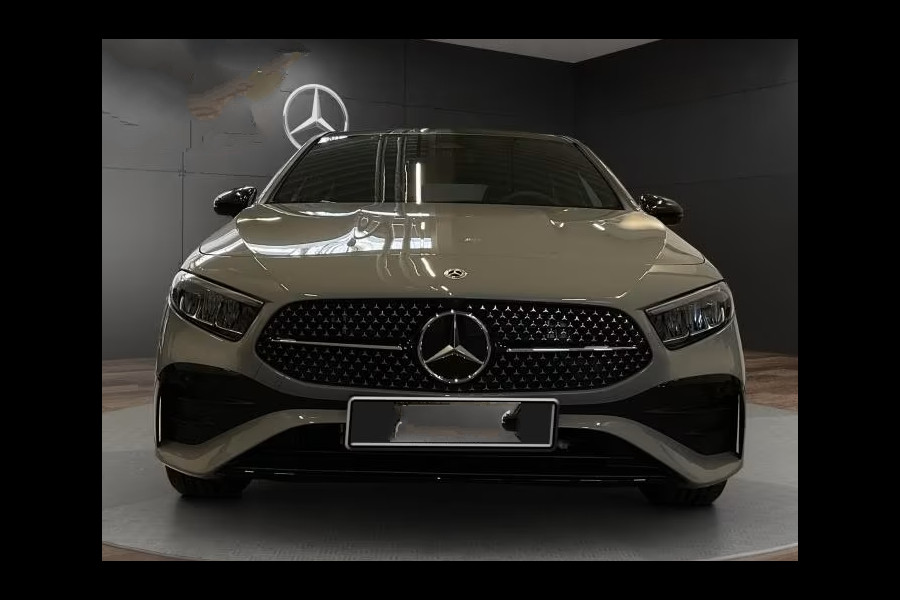Mercedes-Benz A-Klasse 250e AMG Plus ** LED, MBUX+, PANORAMA, NIGHT, TREKH, 19-inch LMV ** 1e EIG - ex MB-AG - UNFALLFREI ** ** INFORMEER OOK NAAR ONZE AANTREKKELIJKE FINANCIAL-LEASE TARIEVEN **