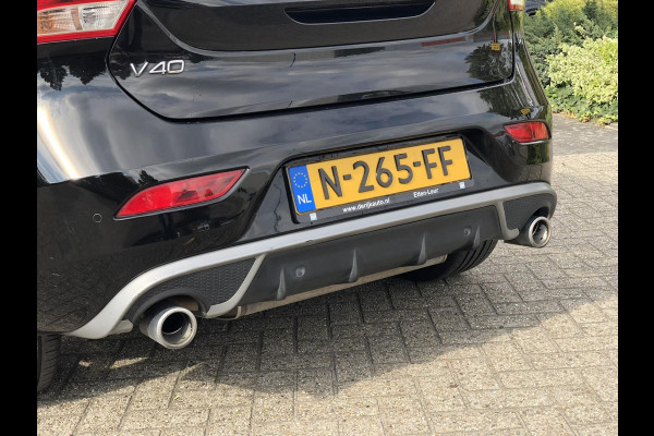 Volvo V40 1.5 T2 Inscription | Leder, Navi, PDC, Climate, Cruise, R-Design A.Bumper | Onderhoudshistorie Aanwezig |