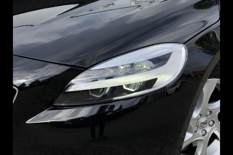 Volvo V40 1.5 T2 Inscription | Leder, Navi, PDC, Climate, Cruise, R-Design A.Bumper | Onderhoudshistorie Aanwezig |