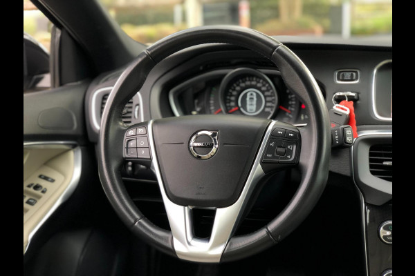 Volvo V40 1.5 T2 Inscription | Leder, Navi, PDC, Climate, Cruise, R-Design A.Bumper | Onderhoudshistorie Aanwezig |