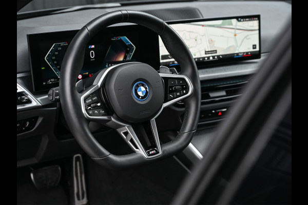 BMW 3 Serie Touring 330e xDrive M-SPORT | FACELIFT | ACCU 19,5 kWh | ACTIVE CRUISE | ELEKTR. TREKHAAK | HIFI AUDIO | SHADOW LINE | CAMERA |