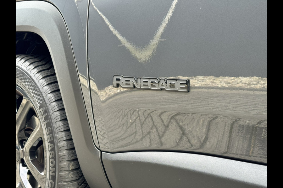 Jeep Renegade 1.0T 120 Night Eagle | Blackline | Clima | CarPlay | Keyless