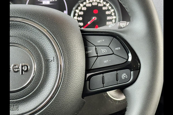Jeep Renegade 1.0T 120 Night Eagle | Blackline | Clima | CarPlay | Keyless