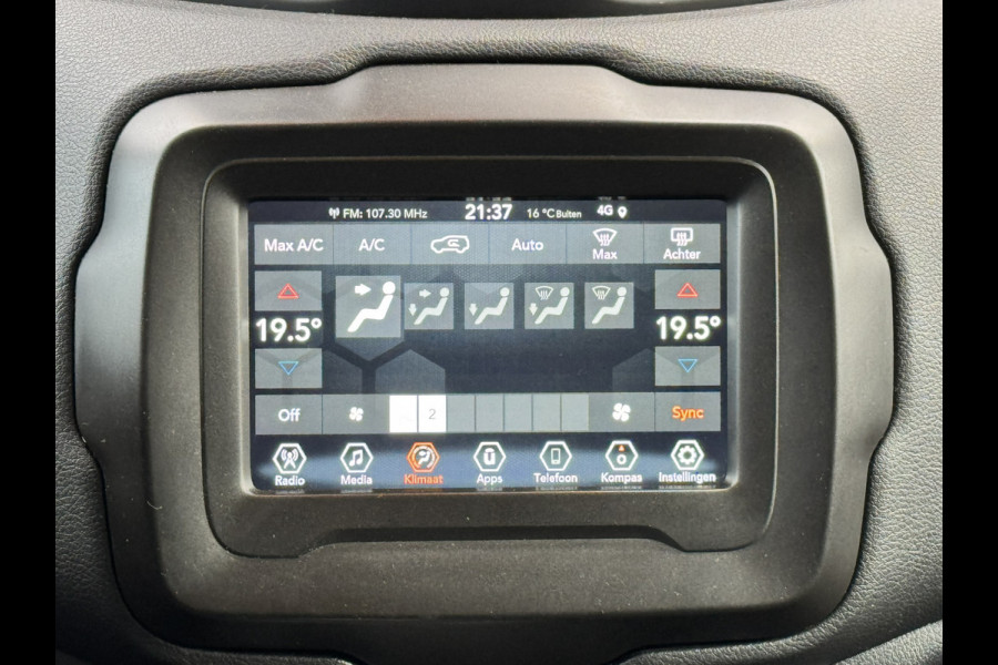 Jeep Renegade 1.0T 120 Night Eagle | Blackline | Clima | CarPlay | Keyless