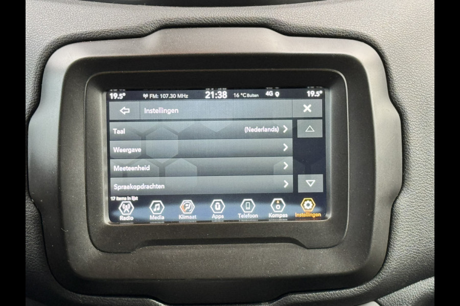 Jeep Renegade 1.0T 120 Night Eagle | Blackline | Clima | CarPlay | Keyless