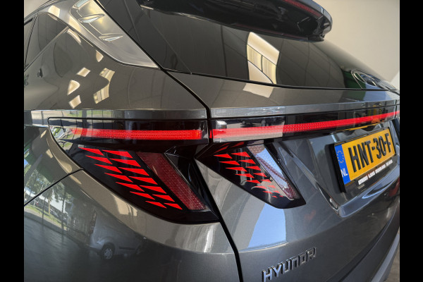 Hyundai Tucson 1.6 T-GDI PHEV Premium Sky 4WD ACC PDC 360 Camera Panoramadak 24 maanden garantie mogelijk (*vraag naar de voorwaarden)