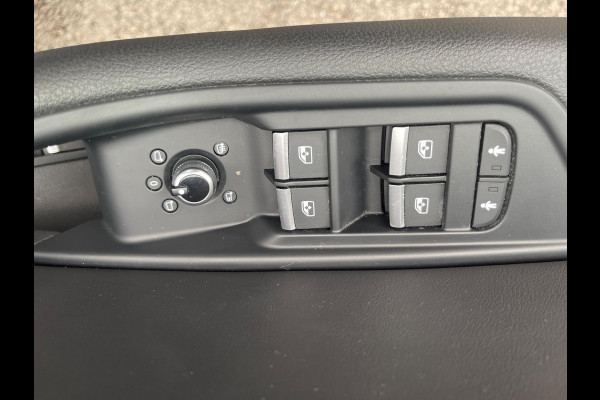 Audi A5 Sportback 2.0 TFSI 190PK MHEV SPORT 2X S-LINE APPLE CARPLAY LED MATRIX