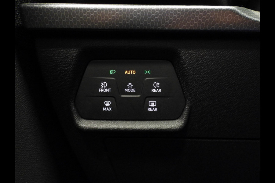 Seat Leon Sportstourer 1.0 eTSI Aut. Style Business Intense NAVI/CAMERA/LED/TREKH./17"LMV!