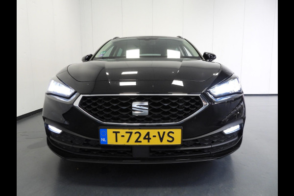 Seat Leon Sportstourer 1.0 eTSI Aut. Style Business Intense NAVI/CAMERA/LED/TREKH./17"LMV!