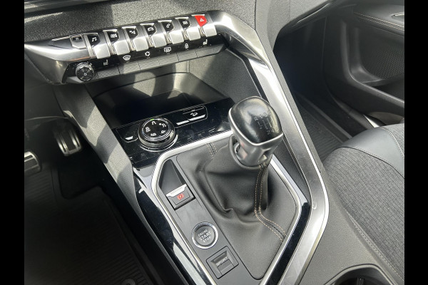 Peugeot 3008 1.2 PT 130 Allure | All season | Carplay | Rijklaar incl. garantie