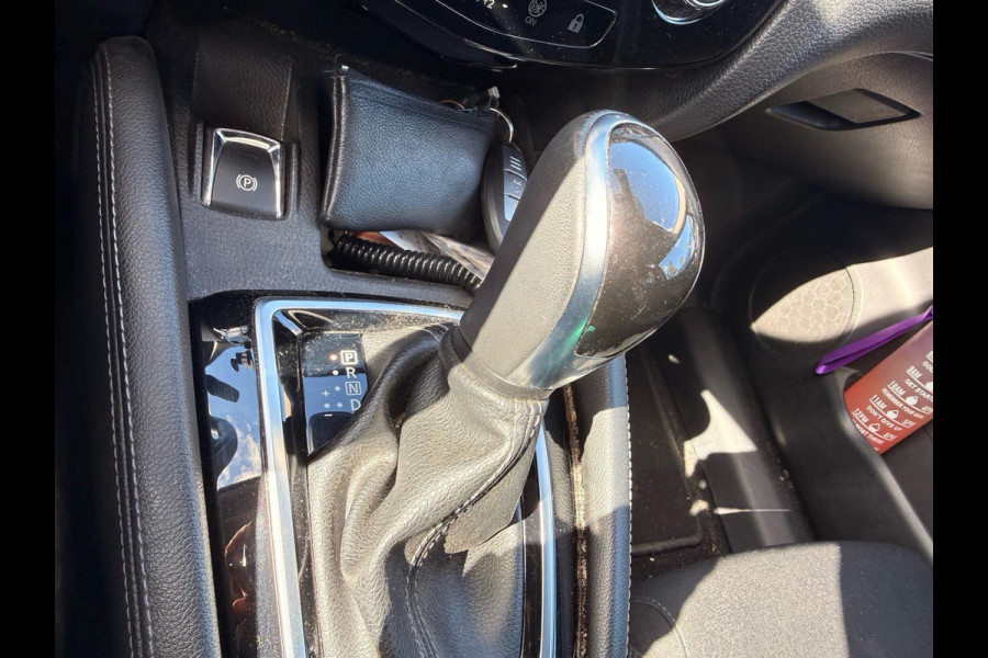 Nissan QASHQAI 1.2 Tekna 116pk Automaat | Trekhaak | Panorama dak | 360 graden Camera's | Navigatie