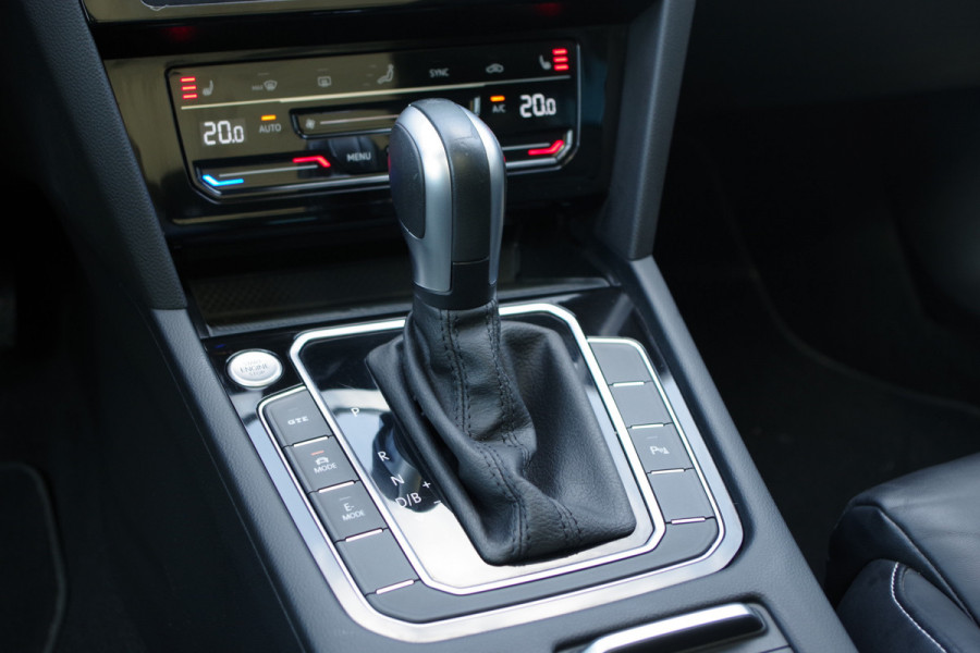 Volkswagen Passat Variant 1.4 TSI PHEV GTE 218 PK Plug-In Hybrides *13 + Voorradig in diverse uitvoeringen*