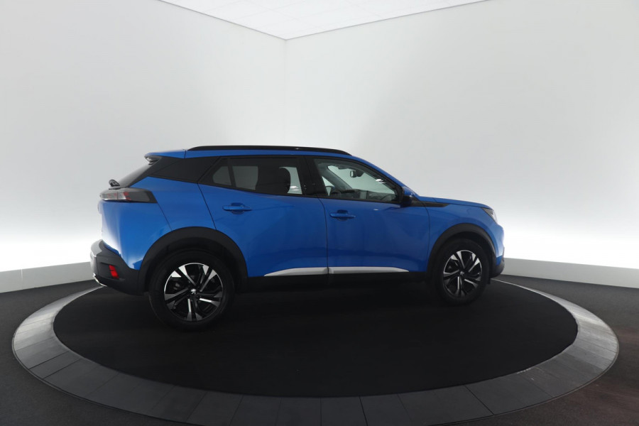 Peugeot 2008 PureTech 130 Allure | Trekhaak | Camera | Apple Carplay | Stoelverwarming | Parkeersensoren