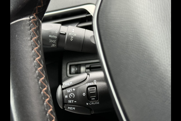 Peugeot 3008 1.2 PureTech Blue Lease Executive 2e Eigenaar,Navi,Clima,Cruise,PDC,Trekhaak,N.A.P,APK tot 05-2026
