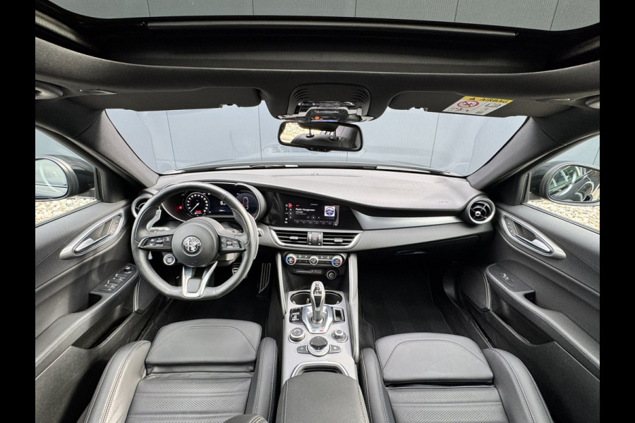 Alfa Romeo Giulia 2.0T 280 GME AWD Veloce | 19" Velgen | Panoramadak | Adas 2