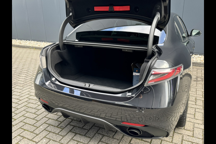 Alfa Romeo Giulia 2.0T 280 GME AWD Veloce | 19" Velgen | Panoramadak | Adas 2