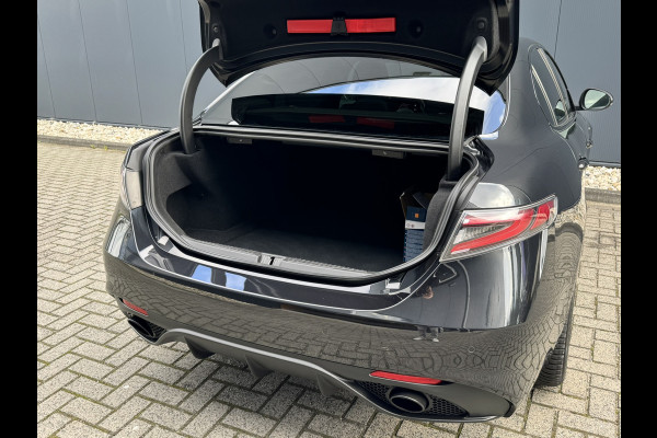 Alfa Romeo Giulia 2.0T 280 GME AWD Veloce | 19" Velgen | Panoramadak | Adas 2