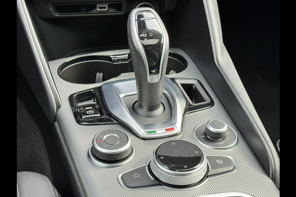 Alfa Romeo Giulia 2.0T 280 GME AWD Veloce | 19" Velgen | Panoramadak | Adas 2