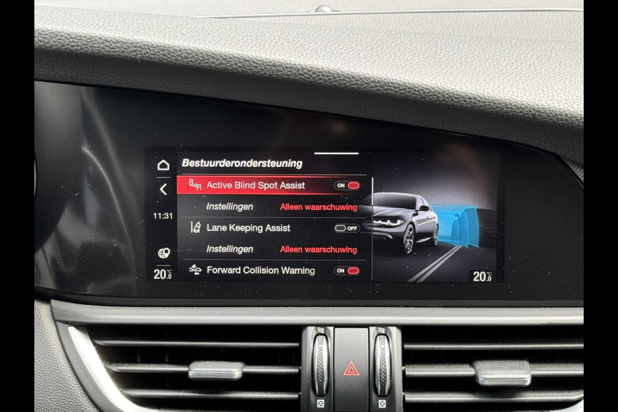 Alfa Romeo Giulia 2.0T 280 GME AWD Veloce | 19" Velgen | Panoramadak | Adas 2
