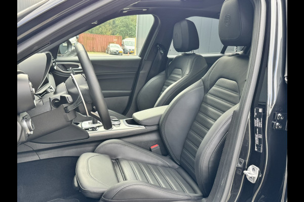 Alfa Romeo Giulia 2.0T 280 GME AWD Veloce | 19" Velgen | Panoramadak | Adas 2