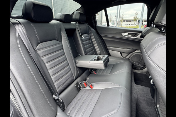 Alfa Romeo Giulia 2.0T 280 GME AWD Veloce | 19" Velgen | Panoramadak | Adas 2