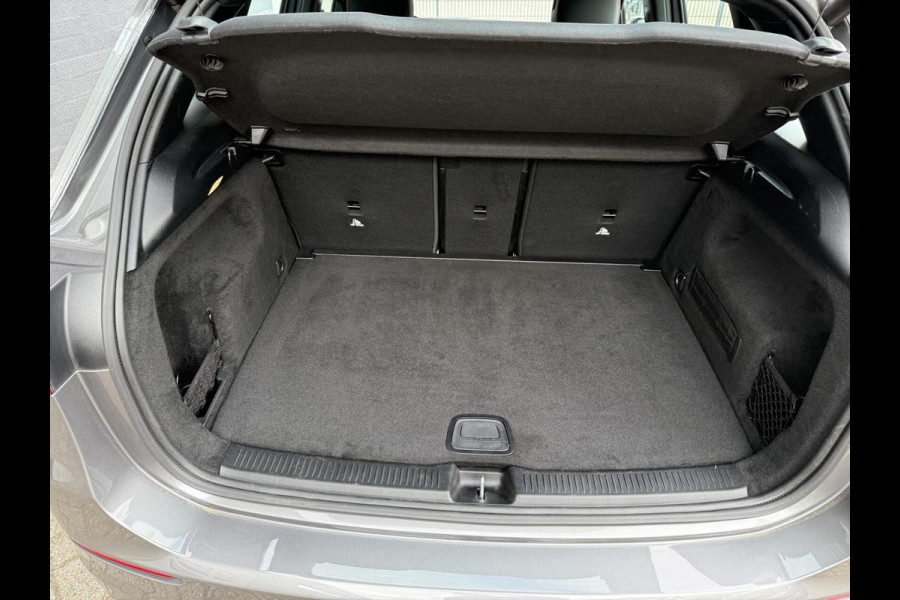 Mercedes-Benz B-Klasse 200 Business Solution AMG