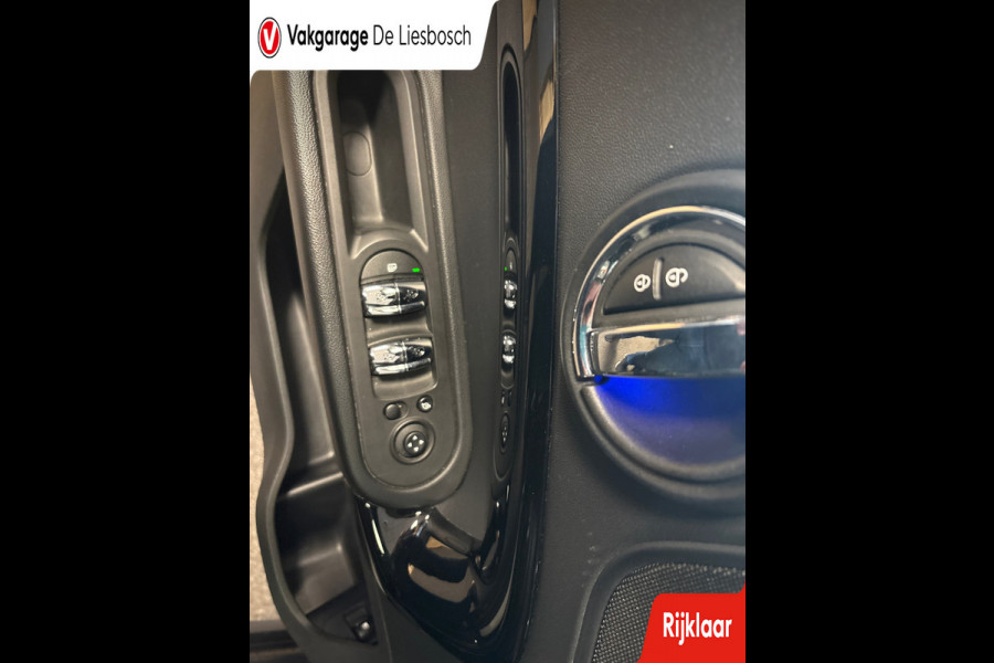 MINI Countryman 2.0 Cooper S E ALL4 Essential Step / Panorama-dak / Harman-kardon / head-up display