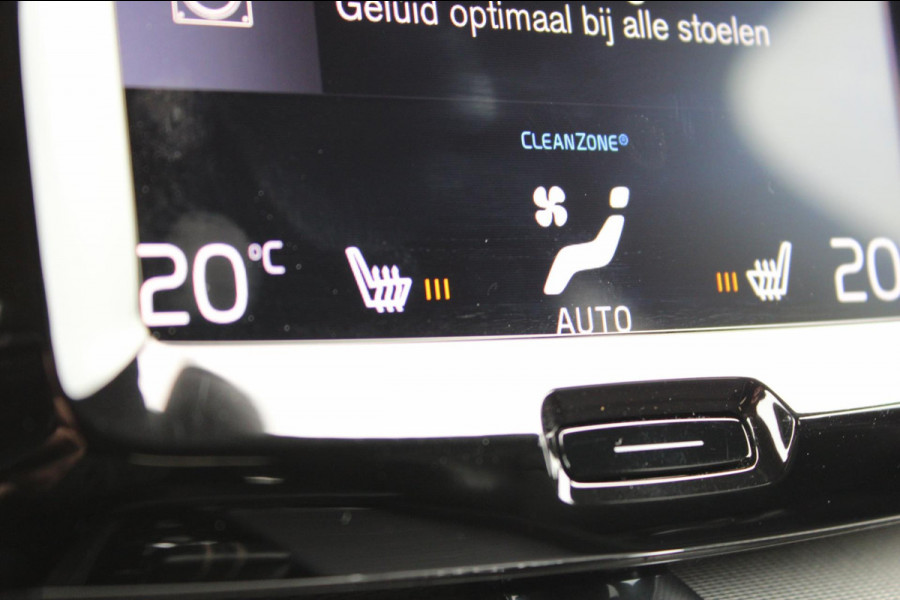 Volvo XC60 2.0 B5 AWD R-Design HarmanKardon Trekhaak !!NIEUWBINNEN!!
