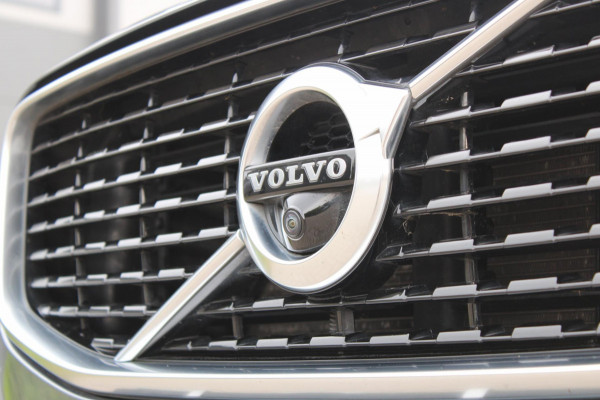 Volvo XC60 2.0 B5 AWD R-Design HarmanKardon Trekhaak !!NIEUWBINNEN!!