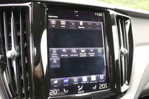 Volvo XC60 2.0 B5 AWD R-Design HarmanKardon Trekhaak !!NIEUWBINNEN!!