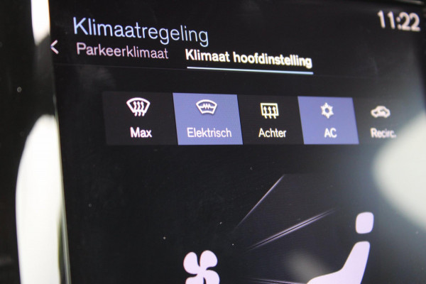Volvo XC60 2.0 B5 AWD R-Design HarmanKardon Trekhaak !!NIEUWBINNEN!!