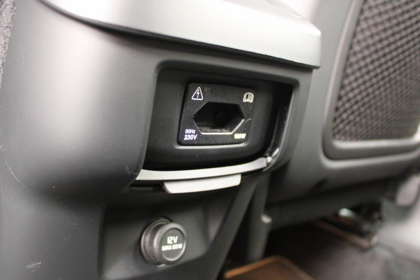 Volvo XC60 2.0 B5 AWD R-Design HarmanKardon Trekhaak !!NIEUWBINNEN!!