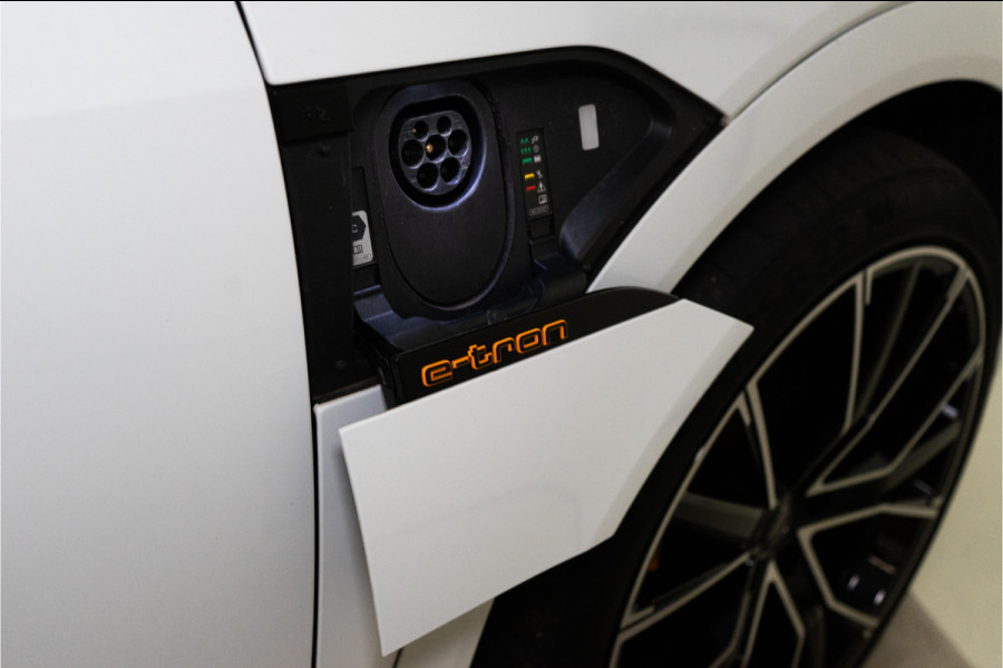 Audi e-tron Sportback 55 Quattro S Edition 95 kWh 408PK | Incl. BTW | Pano | Sfeer | B&O | Keyless | Matrix | 12 MND Garantie