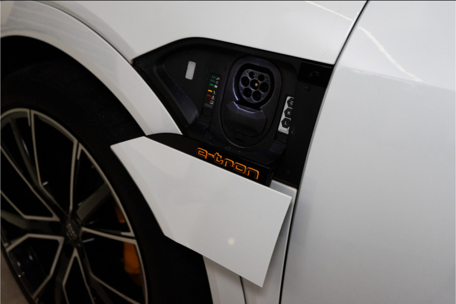 Audi e-tron Sportback 55 Quattro S Edition 95 kWh 408PK | Incl. BTW | Pano | Sfeer | B&O | Keyless | Matrix | 12 MND Garantie