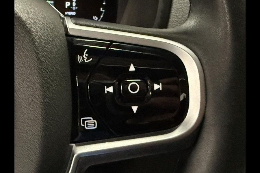 Volvo XC90 2.0 T8 Recharge AWD R-Design Luchtvering | Open dak | Adapt. Cruise c. | Long range  | Harman/Kardon | Trekhaak