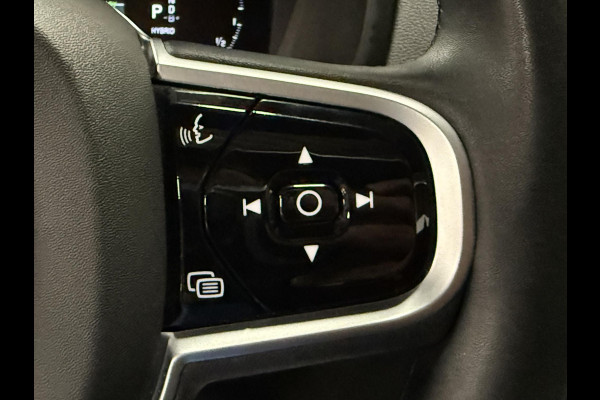 Volvo XC90 2.0 T8 Recharge AWD R-Design Luchtvering | Open dak | Adapt. Cruise c. | Long range  | Harman/Kardon | Trekhaak
