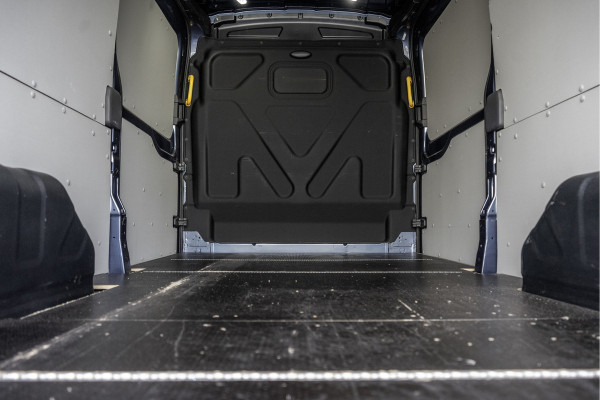 Ford Transit 350 TDCI | L3H2 | Limited | LED | Camera | 12" Display | CarPlay | Navi | Zijschuifdeur R+L | Cruise | Climate | PDC | Eco | Eur