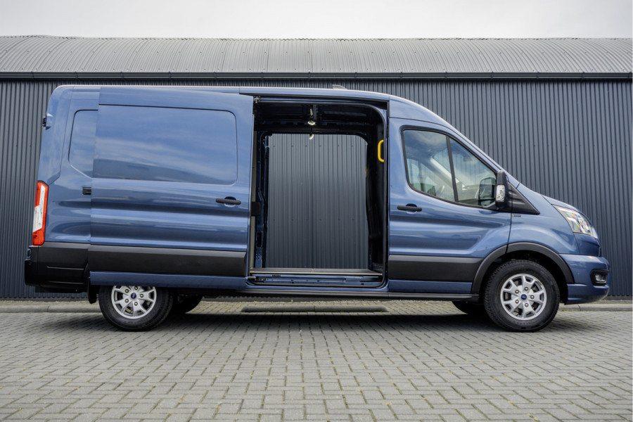 Ford Transit 350 TDCI | L3H2 | Limited | LED | Camera | 12" Display | CarPlay | Navi | Zijschuifdeur R+L | Cruise | Climate | PDC | Eco | Eur
