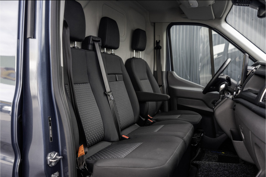 Ford Transit 350 TDCI | L3H2 | Limited | LED | Camera | 12" Display | CarPlay | Navi | Zijschuifdeur R+L | Cruise | Climate | PDC | Eco | Eur