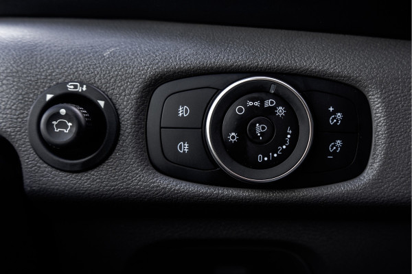 Ford Transit 350 TDCI | L3H2 | Limited | LED | Camera | 12" Display | CarPlay | Navi | Zijschuifdeur R+L | Cruise | Climate | PDC | Eco | Eur