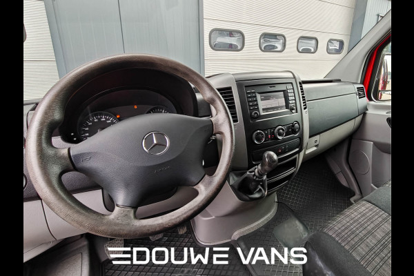 Mercedes-Benz Sprinter L2 H1 214 Airco Euro6 Trekhaak Camera RWD 3 zits