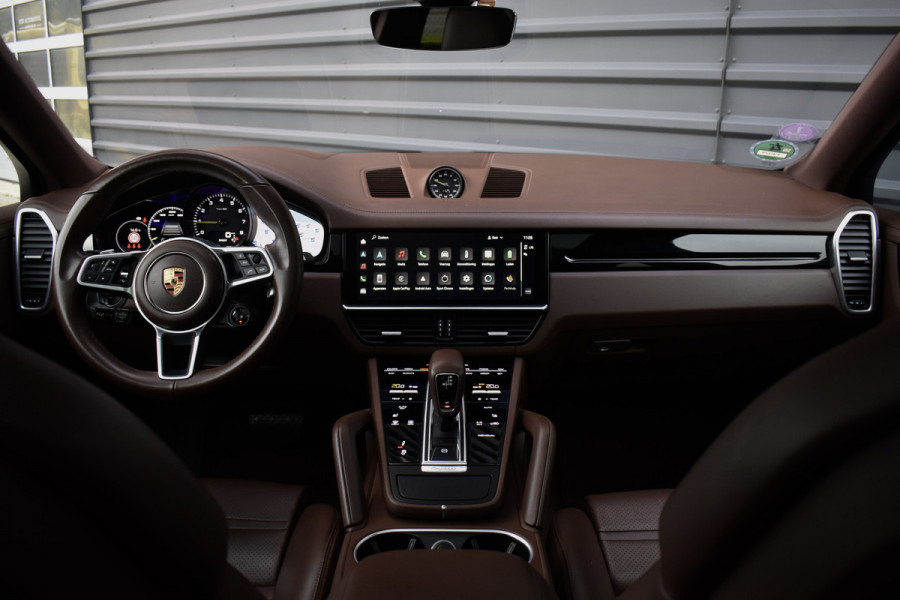 Porsche Cayenne Coupé 3.0 E-Hybrid 462pk SportDesign | ACC | Head-Up | Bose | Trekhaak wegk. | Panoramadak | 360 Camera |